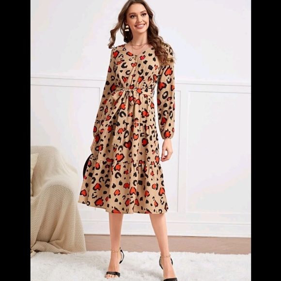 Leopard & Heart Print Ruffle Hem Belted Dress - Picture 4 of 8